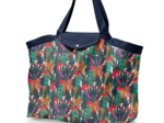Tote bag with a zip canopée