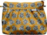 Pleated clutch bag aniseed star