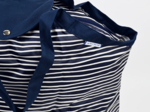 Tote bag with a zip striped  ivory navy