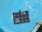 Badge Holder tartan fleuri