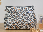 Pleated clutch bag leopard