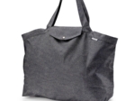 Tote bag with a zip silver gray