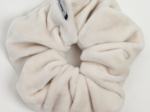 Scrunchie white velvet
