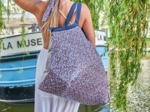 Tote bag with a zip romance fleurie