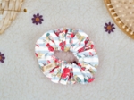 Small scrunchie horizons fleuris