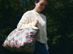 Tote bag with a zip cerise en fleur