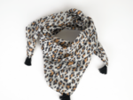 Small pom pom scarf leopard