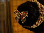 Bow tie hair slide plumes d'été