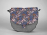 Flap of small shoulder bag monet lilas