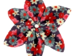 Star flower hairslide tapis rouge