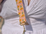 Narrow shoulder strap shanti
